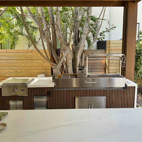 Argentinian Gaucho Style Grill Tagwood BBQ08SS with an estimated total grilling area up to 1,600 sq. in.