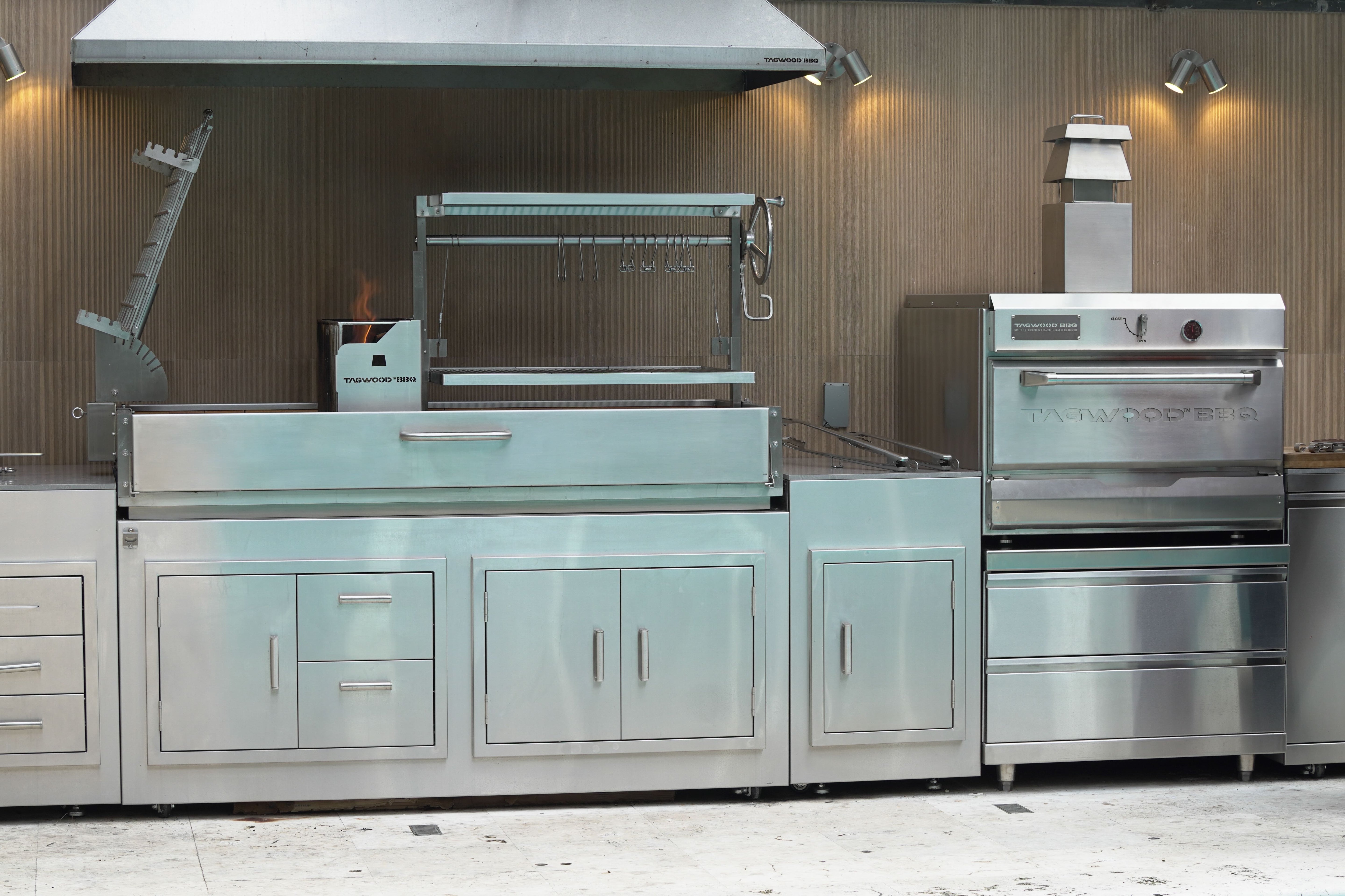 Tagwood BBQ Argentine Santa Maria Wood Fire & Charcoal Gaucho Grill | BBQ28SS - TAGWOOD BBQ