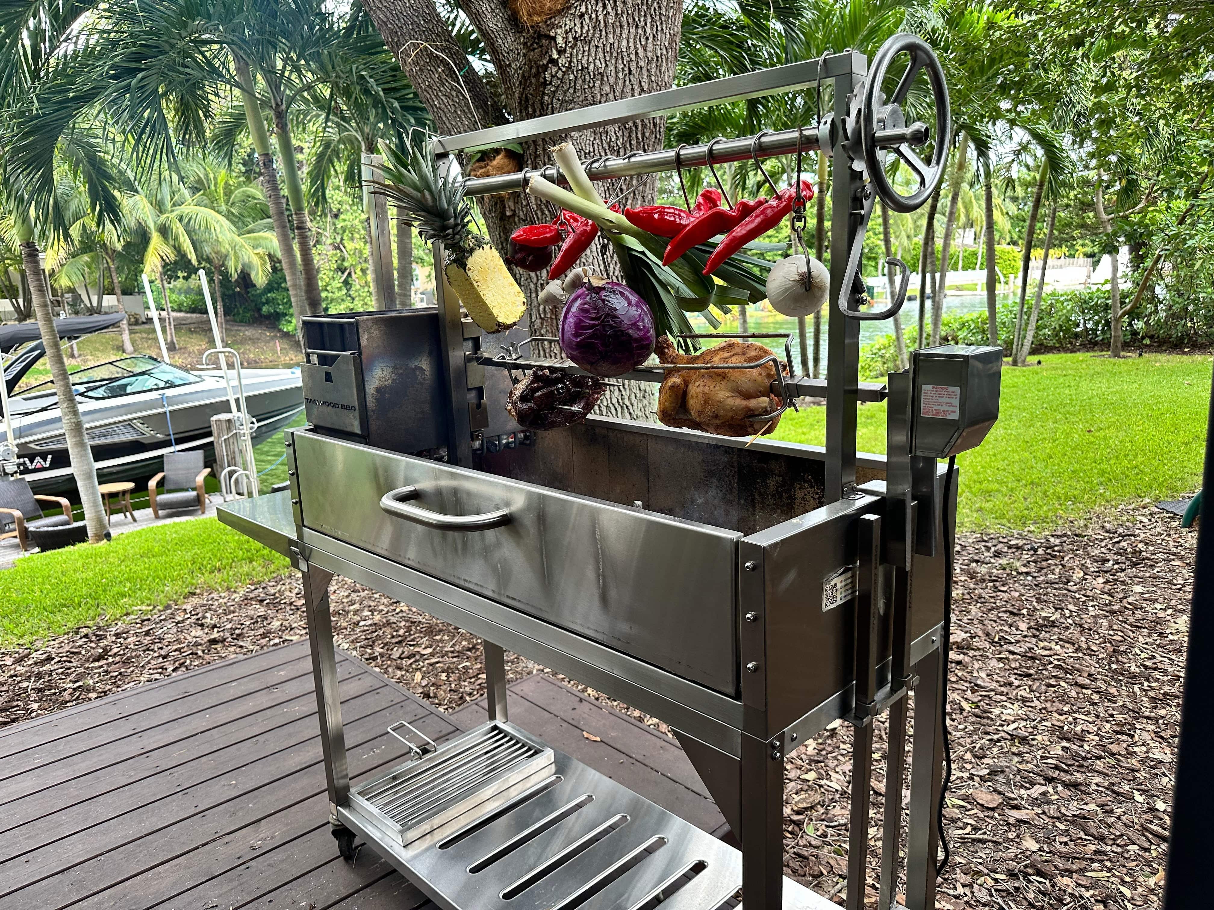 Rotisserie 2024 barbecue grill